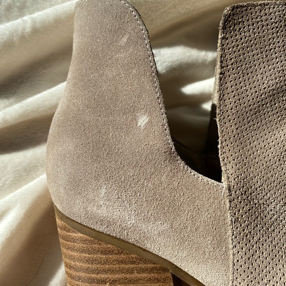 Marc Fisher Suede Ankle Booties Pointy Toe Block Heel- Tan - Picture 10 of 10